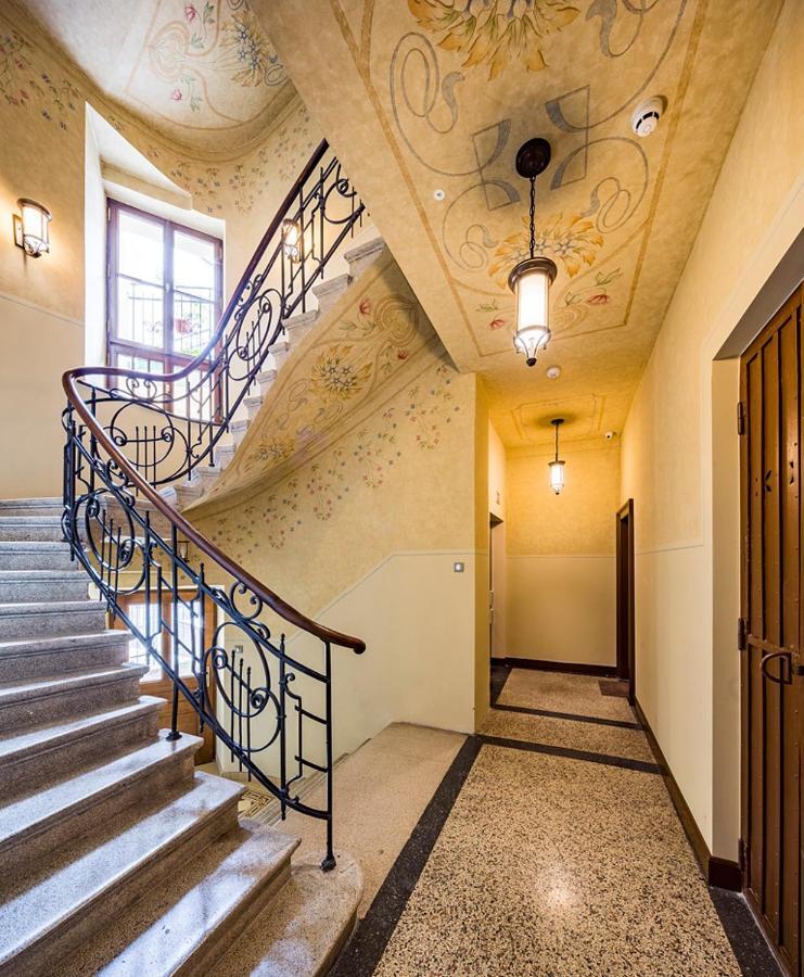 Gem Apartment By Castle Krakkó Kültér fotó